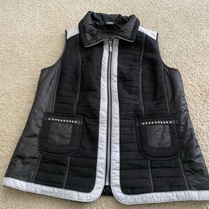 Black and Gray Women's Vest